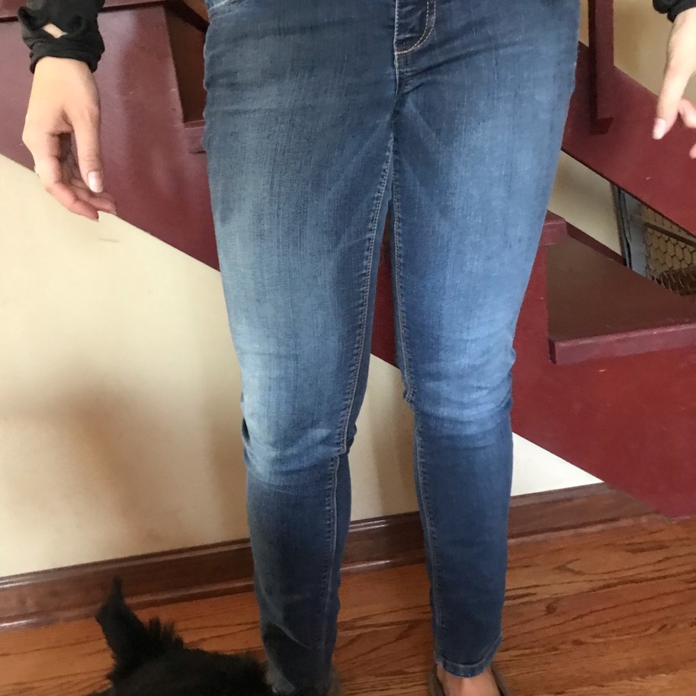 NY&Company skinny dark blue jeans